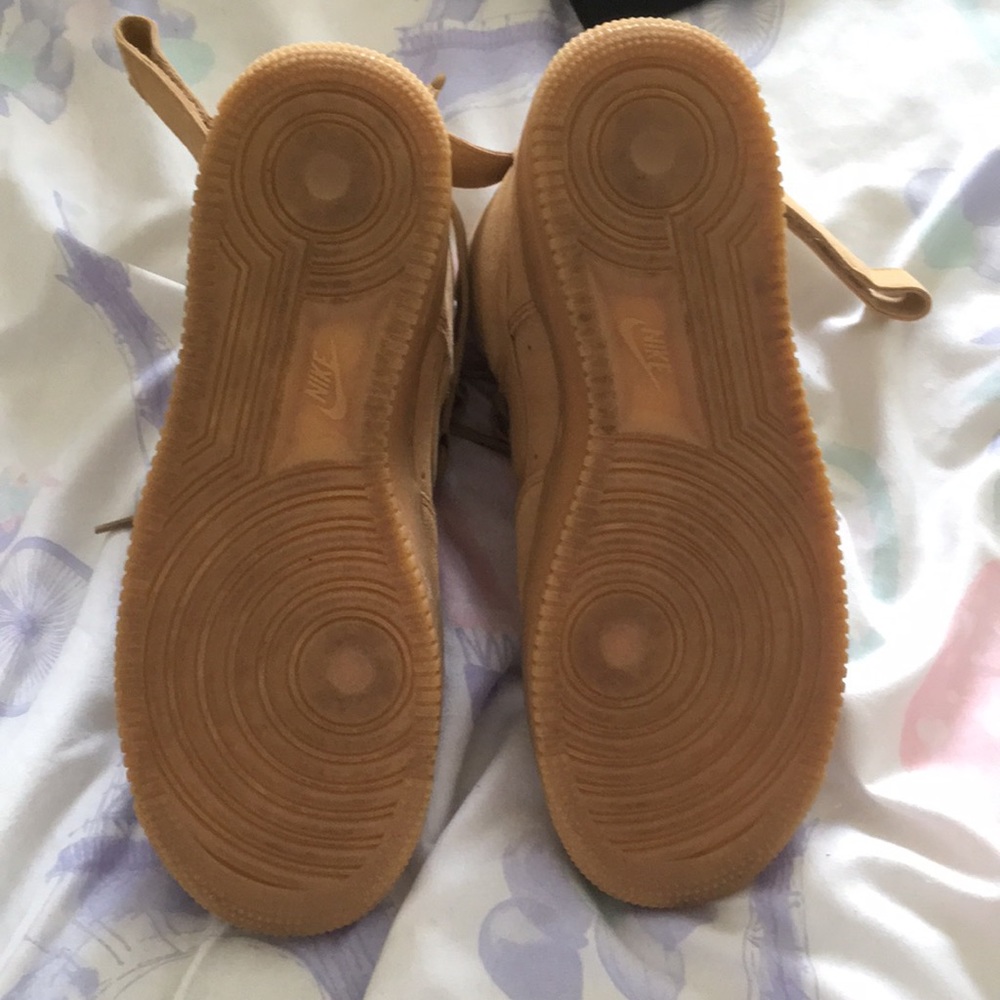 Nike Sneakers - Picture 3 of 3